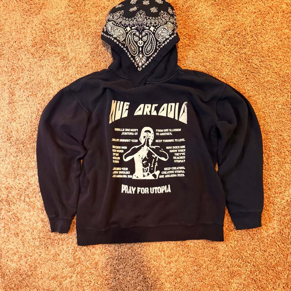 Hue Arcadia Black and white Babushka Bandana Hoodie